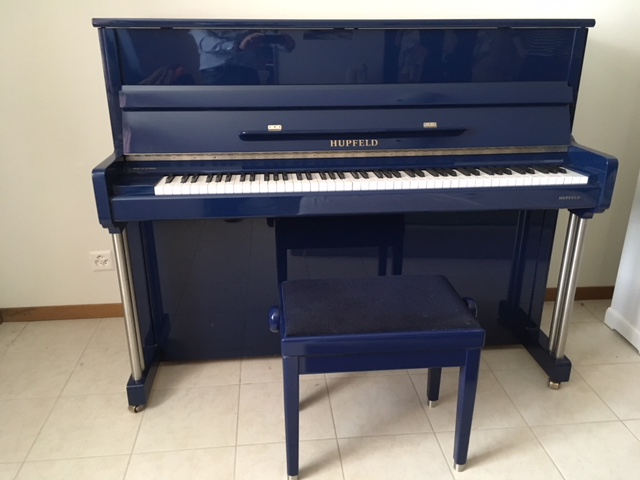 Piano droit Hupfeld bleu 118 KDS | FNX